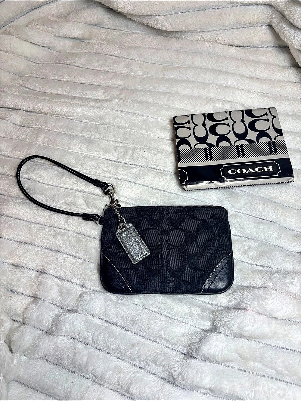 Coach Zip Wristlet In Signature Canvas Crossbody Black & Gray Hangtag EUC